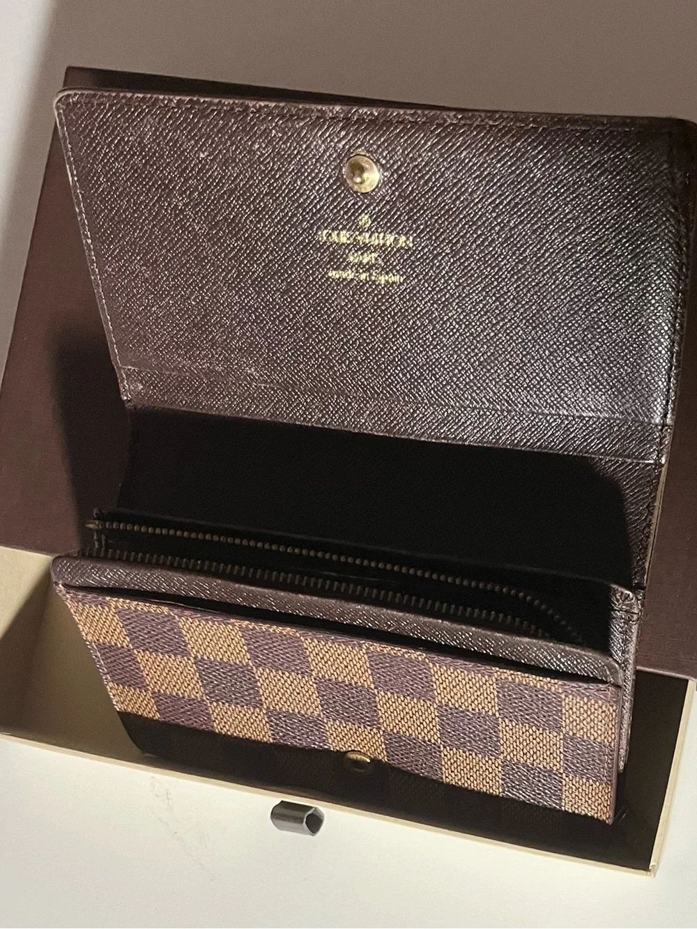 Louis Vuitton Brown Checkered wallet with Gold-Tone Snap and zipper